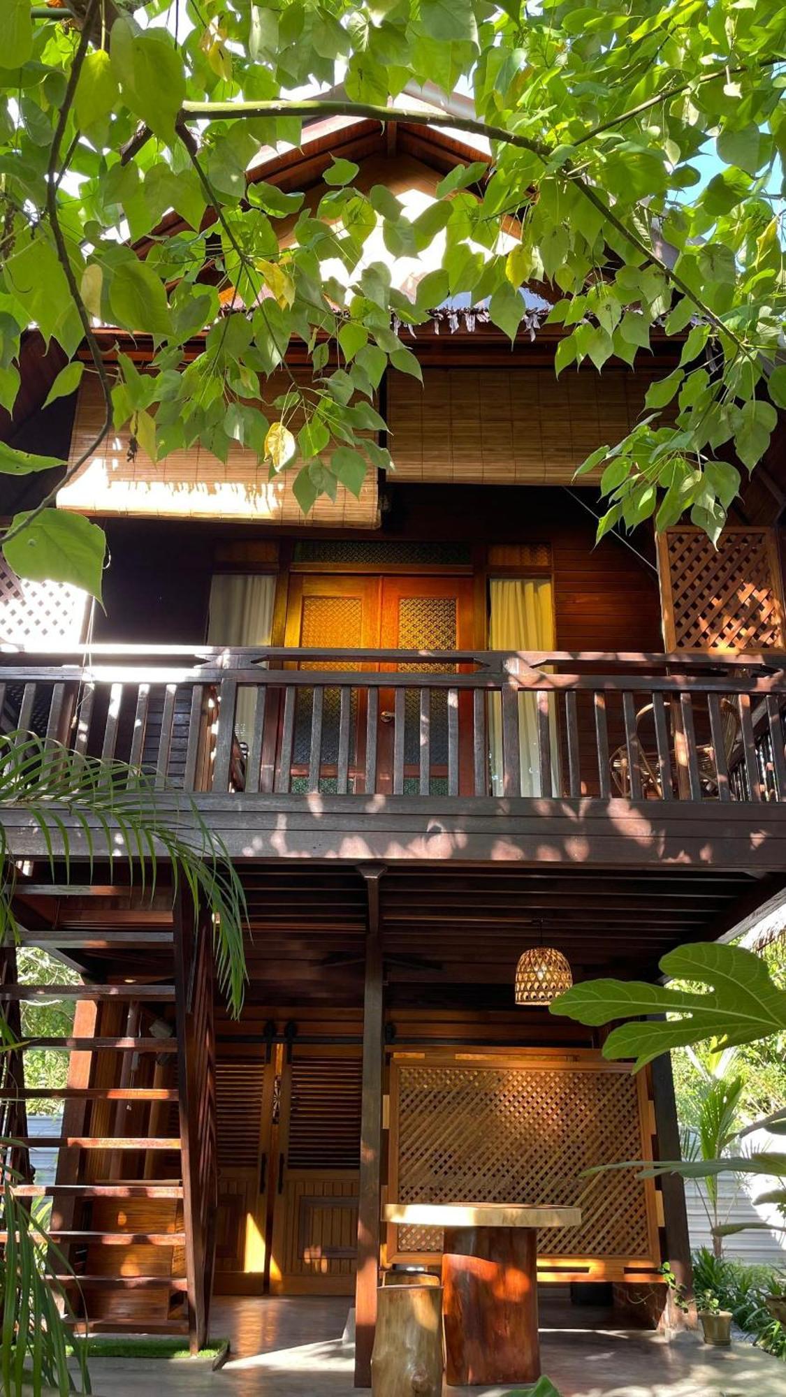 Golden Chenang Village Pantai Cenang  Exterior photo