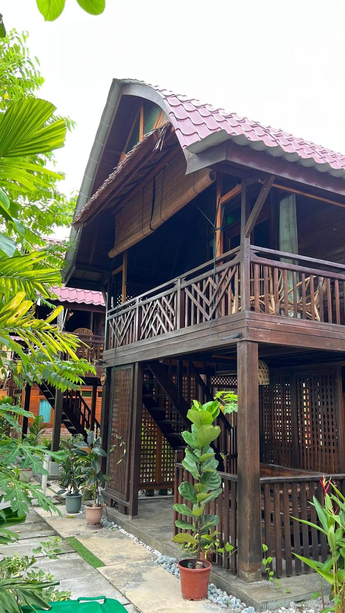 Golden Chenang Village Pantai Cenang  Exterior photo